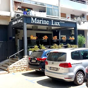 Marine Lux , Pola Croazia